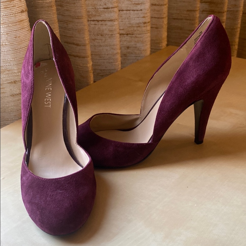 Nine West Burgundy Heel 7M Suede